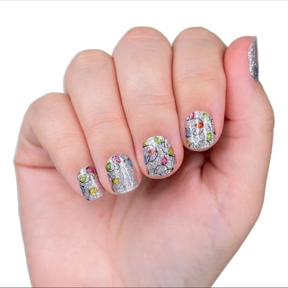 *Retired* Color Street: Holiday De-Light | Christmas Holiday Winter Silver - Picture 9 of 12